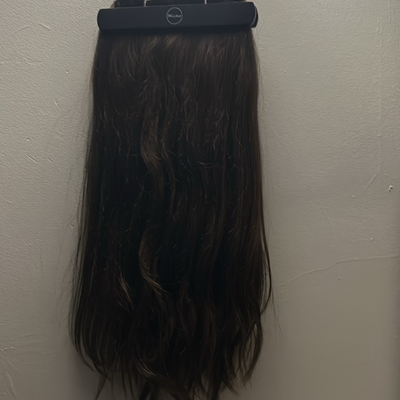Selling my 20 inch clip in extensions! worn once ❤️❤️ - Picture 4 of 8